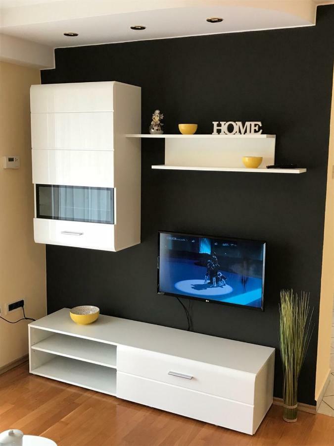 Deluxe Apartment Dora With A Private Parking, Terrace And See View Rijeka Exterior photo